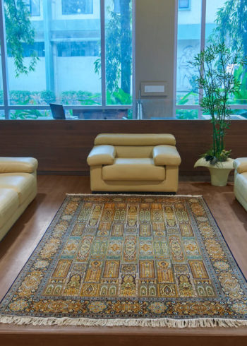Pure Silk Oriental Design Carpet for Living Room