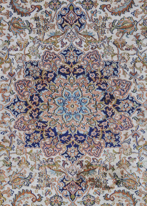 Papyrus White Nain | Carpets of Kashmir