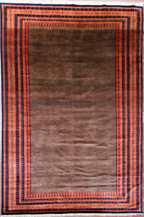 Large pure wool oriental living room rug