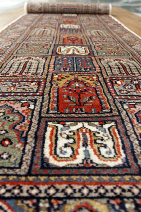 Geometric design corridor rug