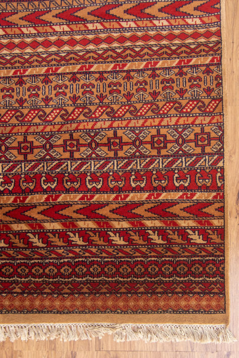 dining room bespoke oriental Kashmir rug