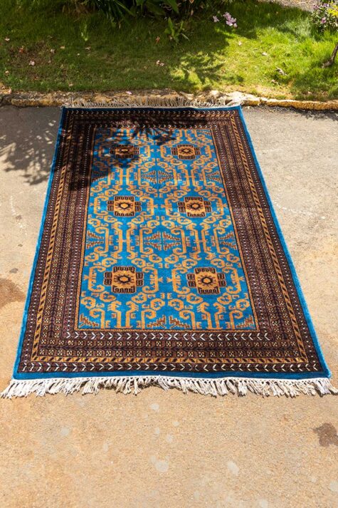 geometric design made in India handmade rug