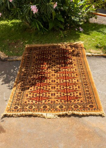 4 by 6 oriental handmade rug