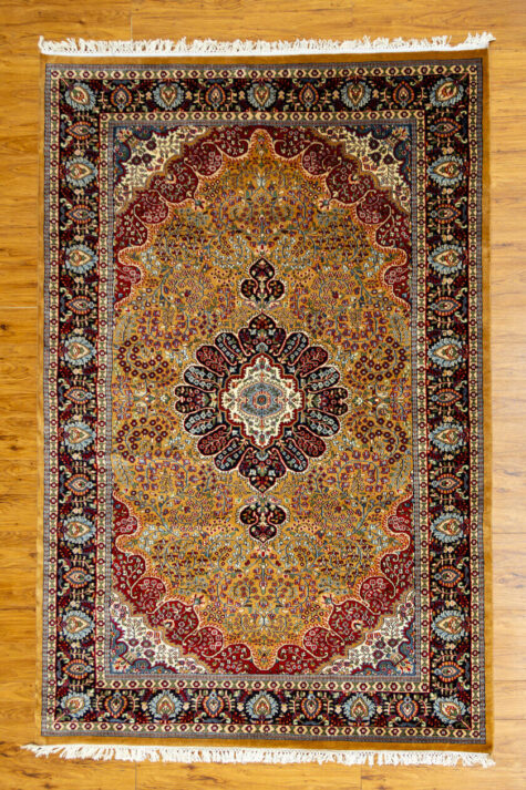 genuine kashmiri carpet
