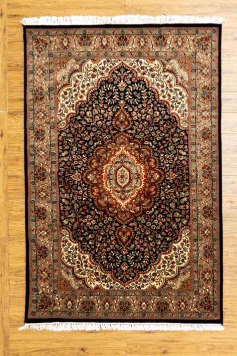 Luxurious Oriental Rugs for Coffee Tables