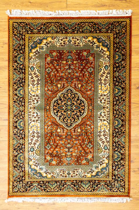 Enhance Your Décor with Oriental Coffee Table Rugs