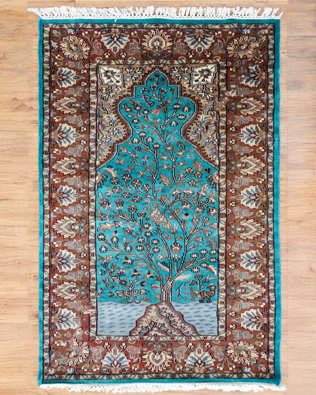 Custom Made Rugs for American Interiors