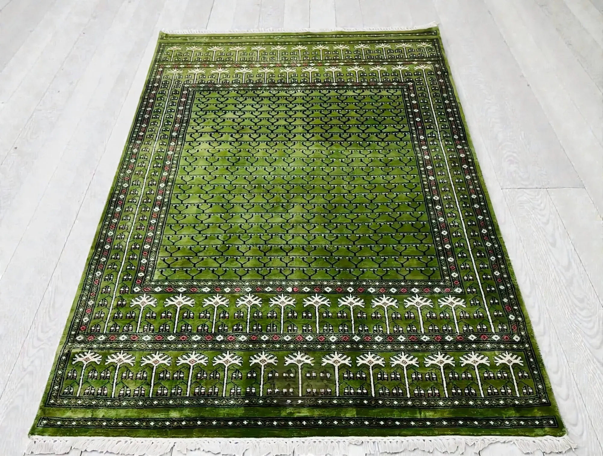buy-home-decor-coffee-table-rug-7x5ft-mumbai Buy in Mumbai Pure Merino wool hand-knotted geometric home decor coffee table rug size 7×5 ft