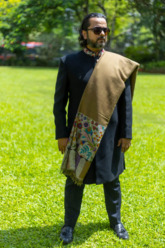 Mens Pashmina shawl Kashmir classic drape Genuine Kashmiri Pashmina shawl for men styled in classic shoulder drape