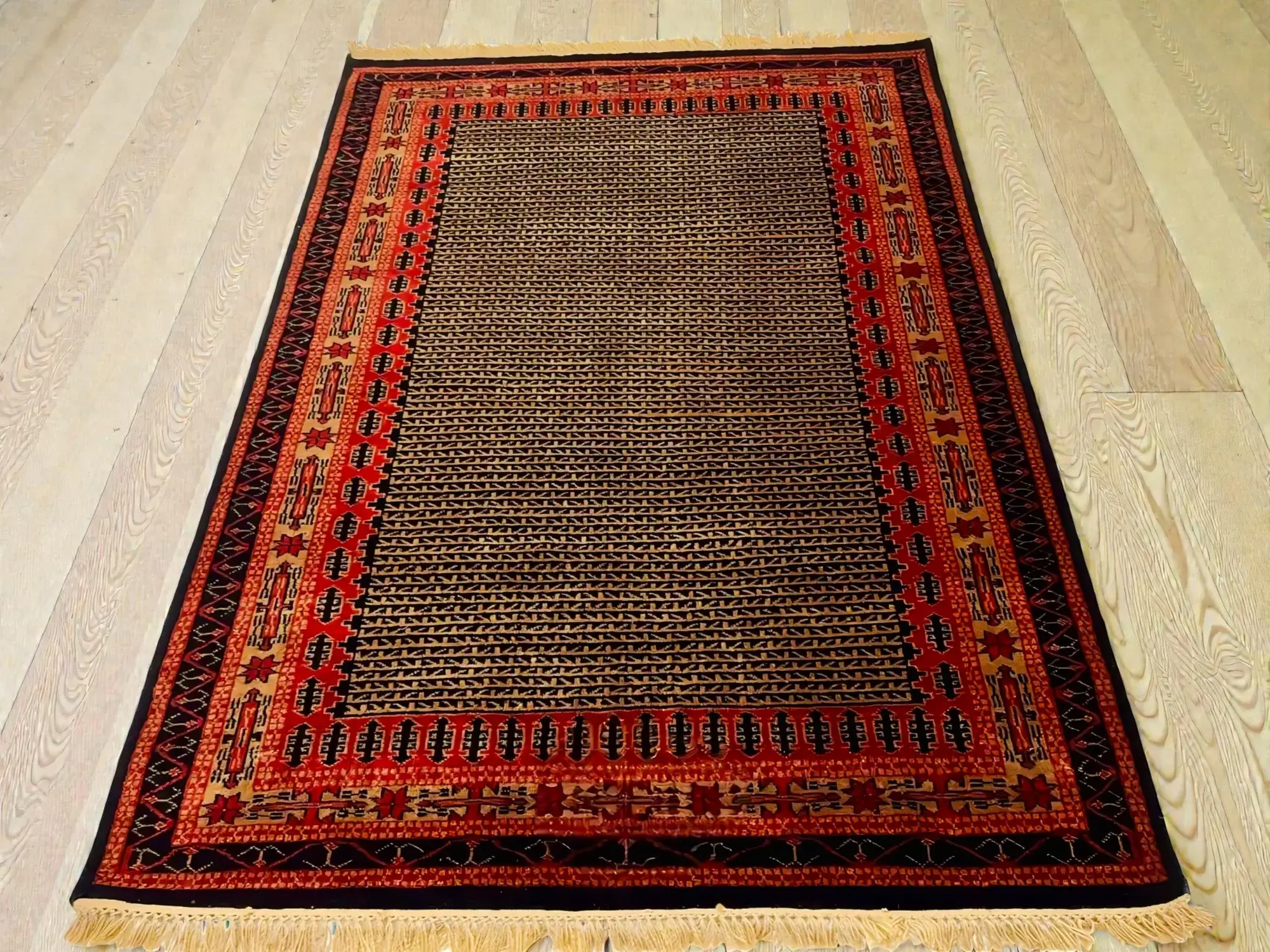 Pure Merino wool hand-knotted geometric pattern coffee table rug size 7×5 ft