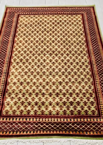 Pure Merino wool hand-knotted handcrafted geometric coffee table rug size 7×5 ft