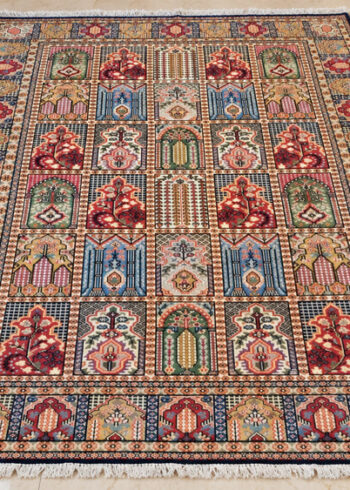 Arabesque Shalimar-Hamadan wool-silk rug with a beige background, measuring 6 x 4 feet.